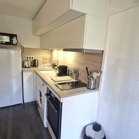 2 Pieces Avec Parking Et Piscine, Proche Centre-ville Sainte-maxime, 4 Pers, Wifi - Fr-1-780-82 Apartment