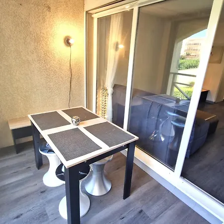 2 Pieces Avec Parking Et Piscine, Proche Centre-ville Sainte-maxime, 4 Pers, Wifi - Fr-1-780-82 Apartment
