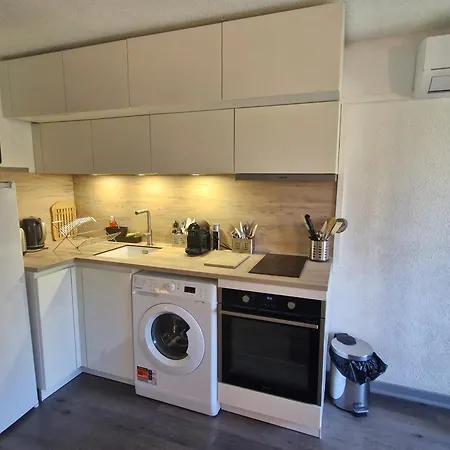 2 Pieces Avec Parking Et Piscine, Proche Centre-ville Sainte-maxime, 4 Pers, Wifi - Fr-1-780-82 Apartment Sainte-Maxime