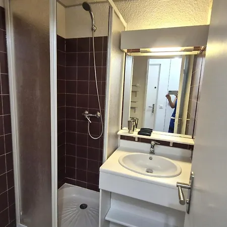 Apartment 2 Pieces Avec Parking Et Piscine, Proche Centre-ville Sainte-maxime, 4 Pers, Wifi - Fr-1-780-82