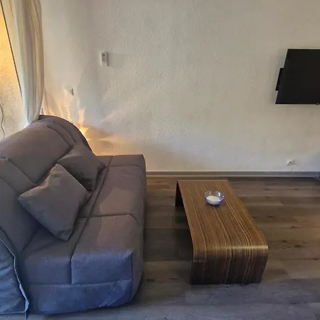 2 Pieces Avec Parking Et Piscine, Proche Centre-ville Sainte-maxime, 4 Pers, Wifi - Fr-1-780-82 *