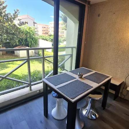 2 Pieces Avec Parking Et Piscine, Proche Centre-ville Sainte-maxime, 4 Pers, Wifi - Fr-1-780-82 Apartment Sainte-Maxime